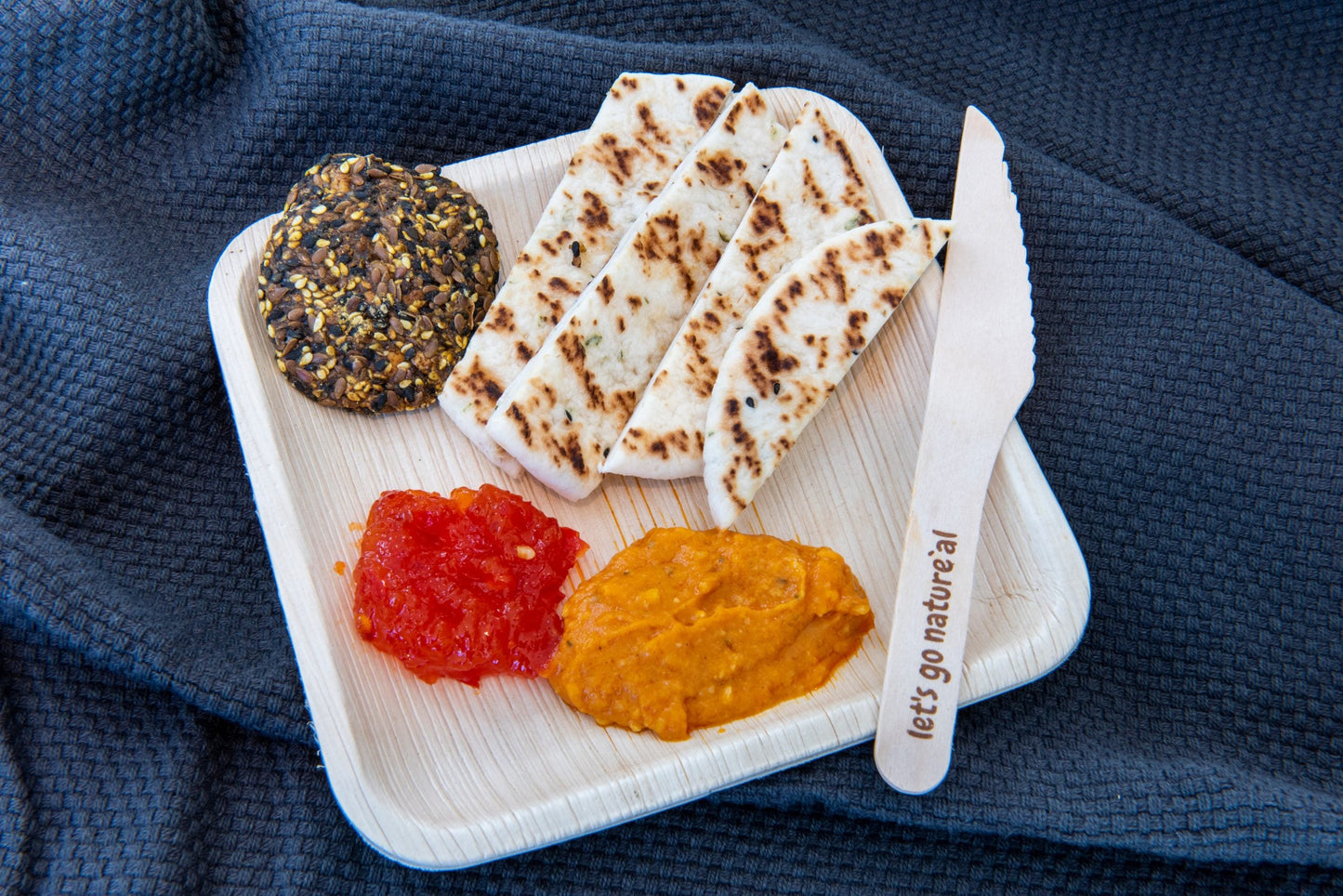 disposable plate made from leaves as an alternate to plastic plate