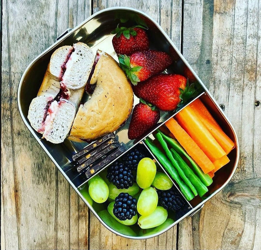 Bento Lunch Box Large size with 3 compartments.