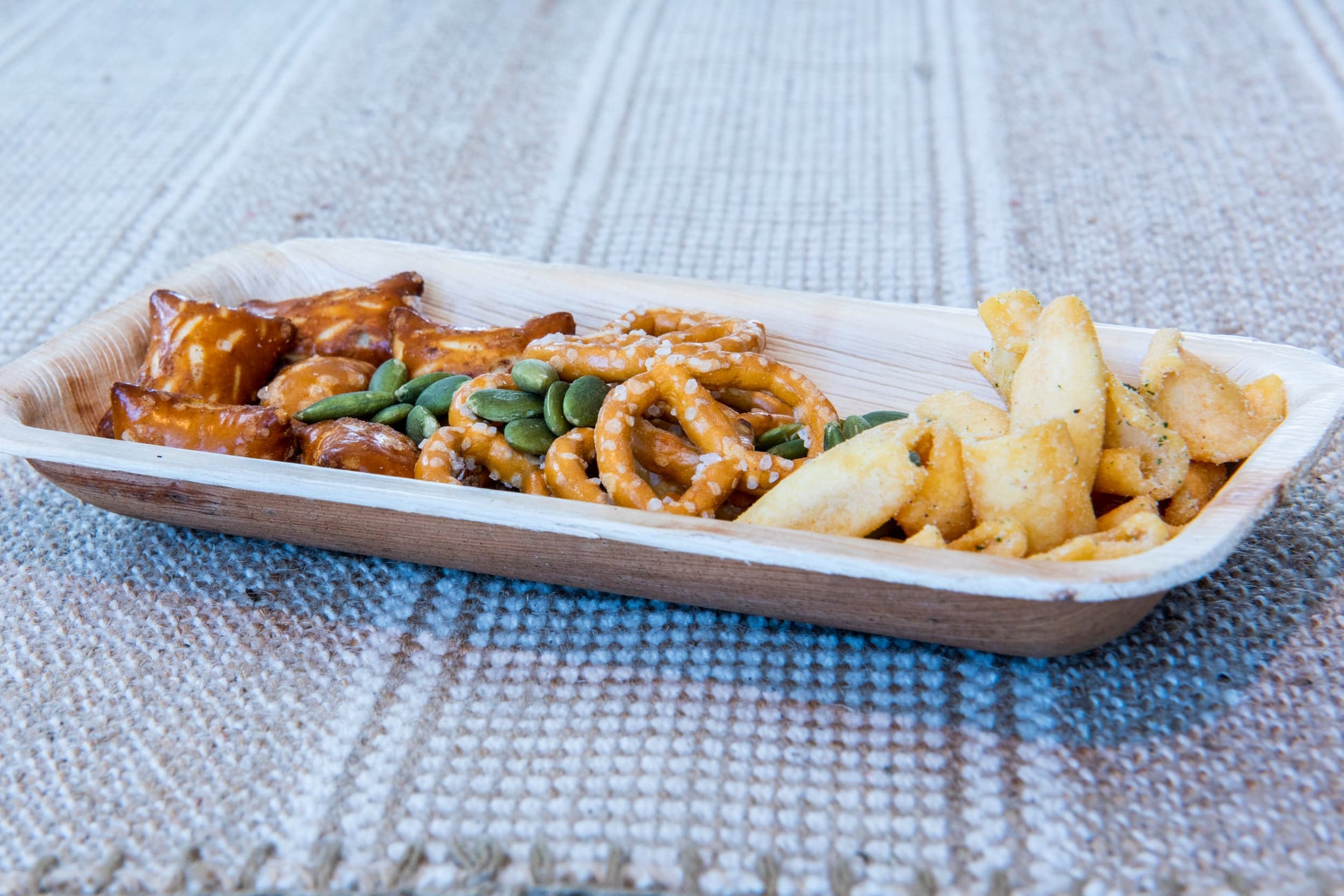 nibble plate made from leaves